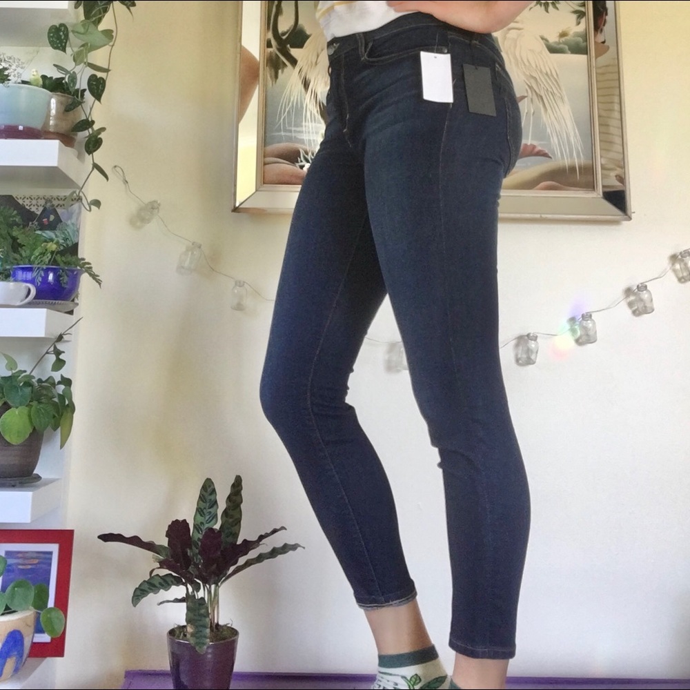 Brand New Joe’s Skinny Ankle Jeans